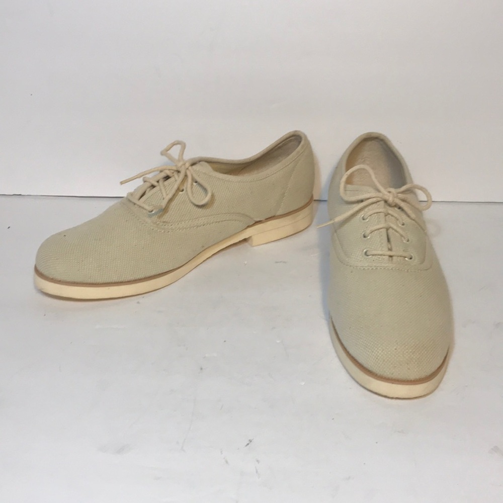 NEW/OLD STOCK “DUNES” MENS CANVAS LACEUPS